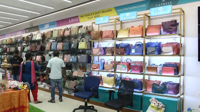 Leo Bags The Luggage Avenue
